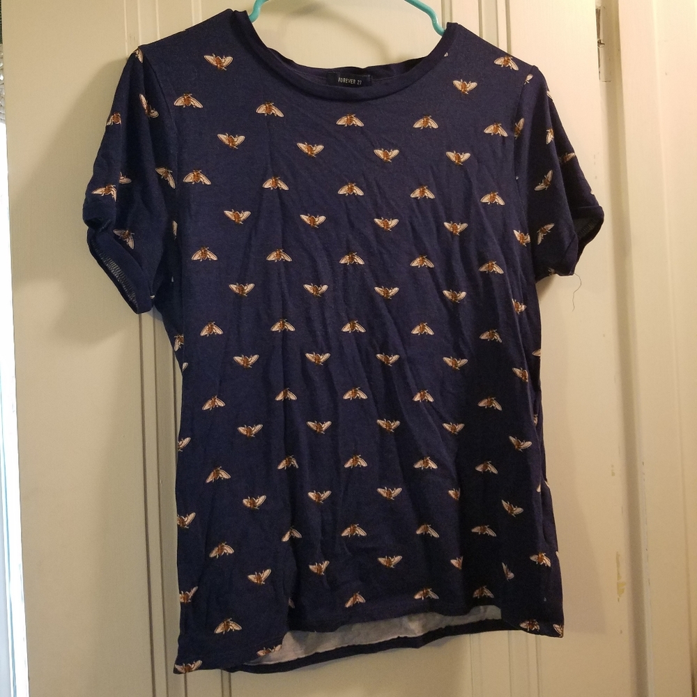 Bumble bee print shirt
